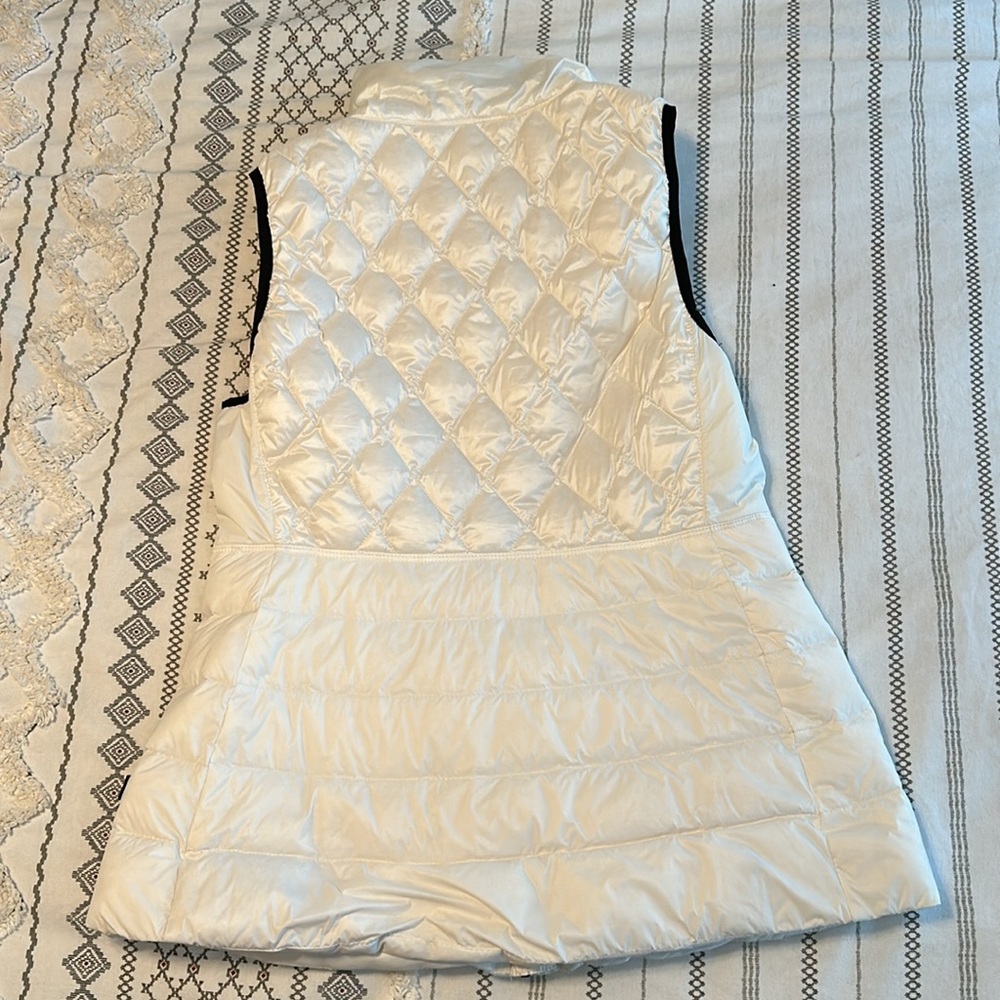 Calvin Klein performance down vest - Picture 4 of 6